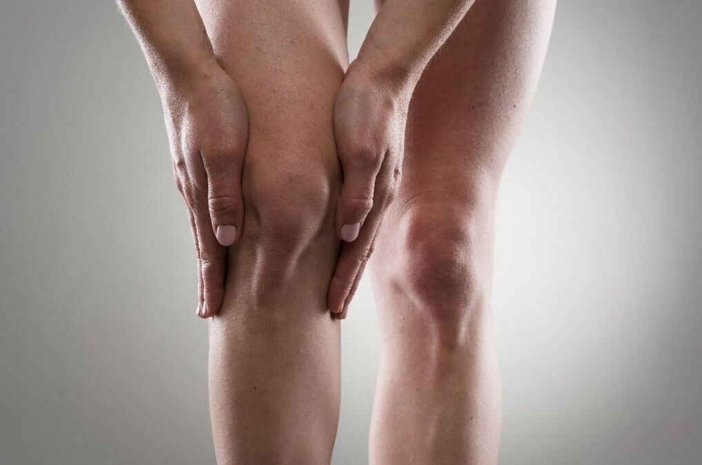 Първият симптом на гонартрозата е болката в коляното